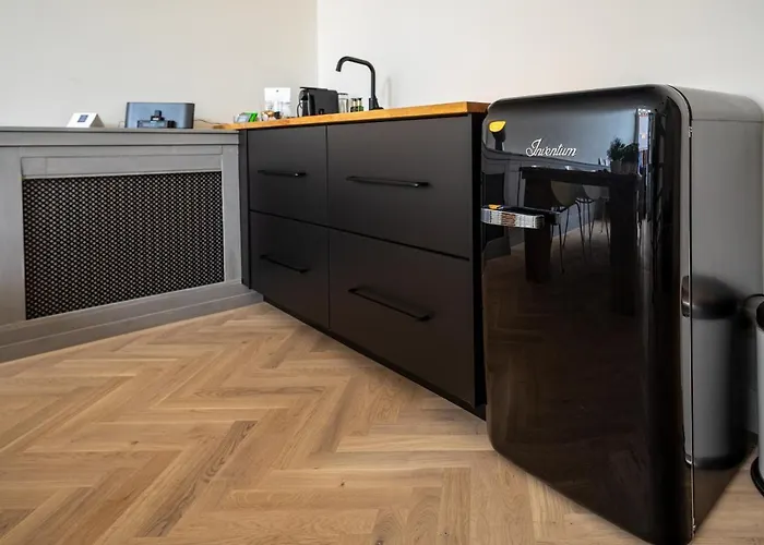 Sleep&stay Floris Iv Apartment