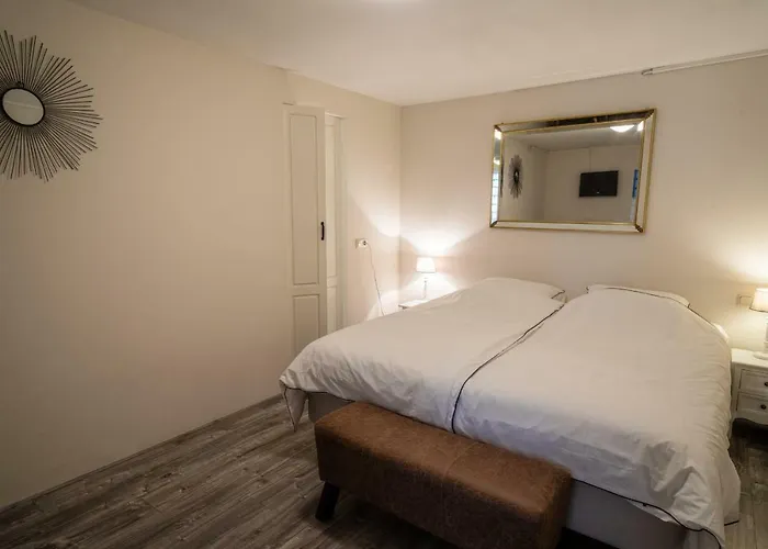 Sleep&stay Floris Iv Apartment *