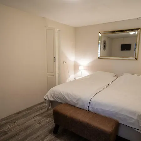 Sleep&stay Floris Iv Apartment *
